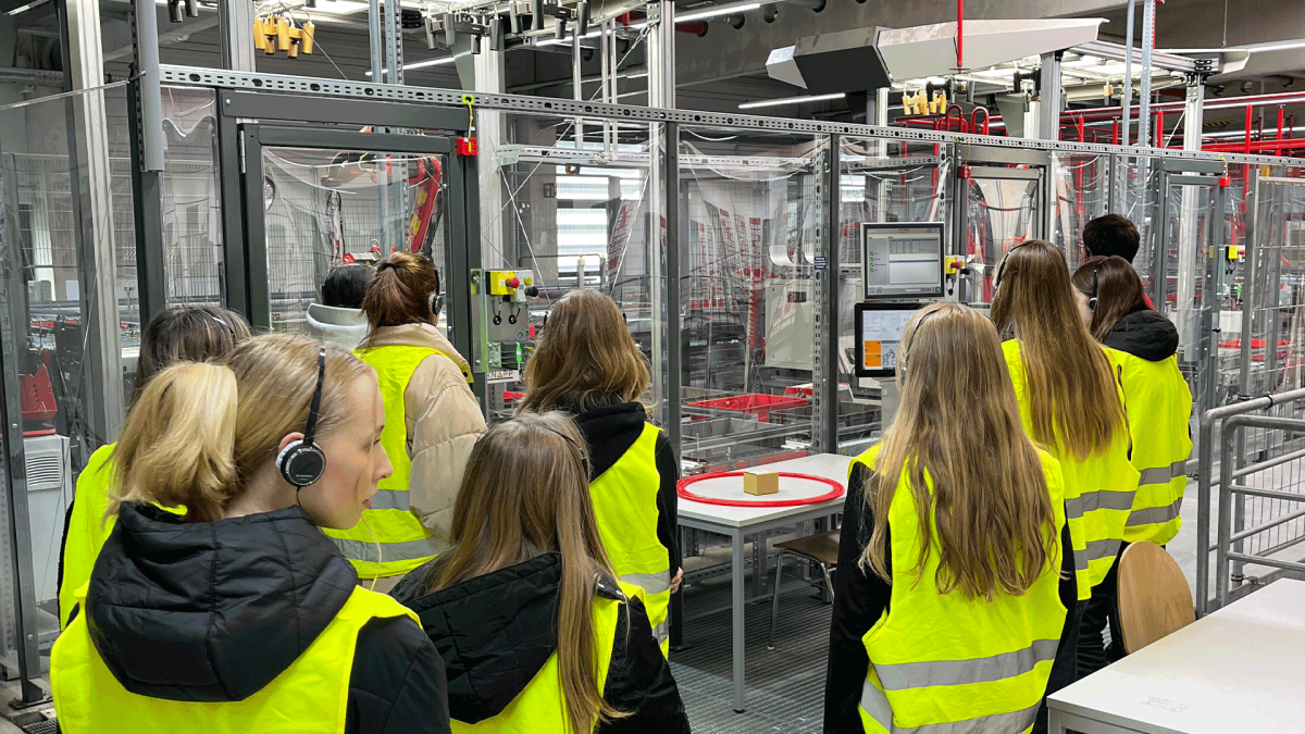 Würth Industrie Service begrüßt Schülerinnen zum Girls'Day 